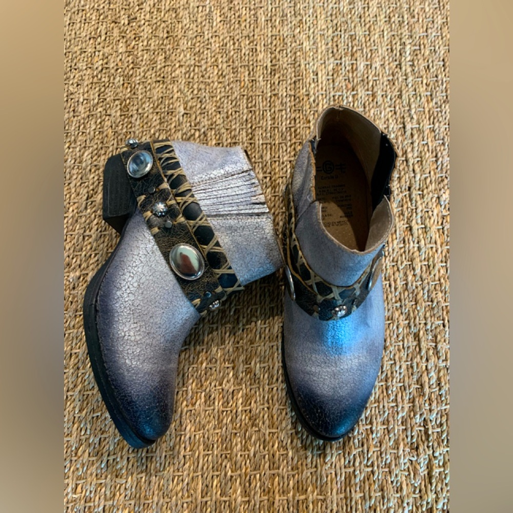 Boho boots size 9.5 Western Boots